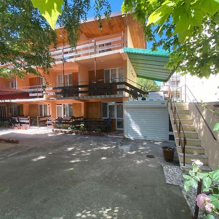 Family Hotel Julian Kranevo Exterior foto